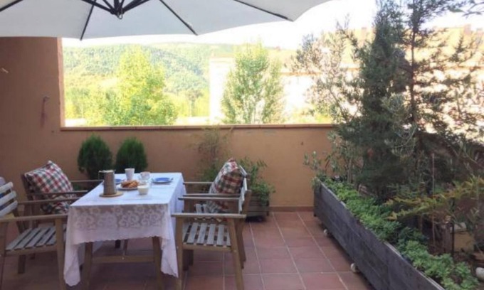 Ainsa Apartamento | Apto. con terraza/jardín de 40m2 en Ainsa Pirineos