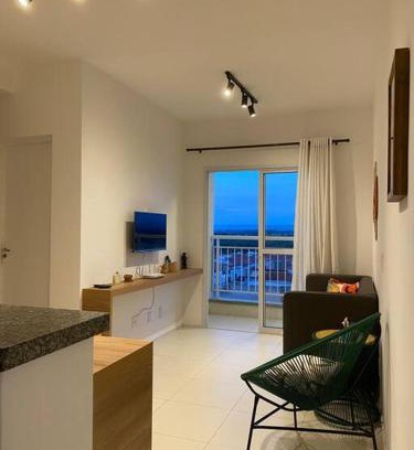 Juazeiro do Norte Apartamento | Apto completo com 02 quartos climatizados, estacionamento e portaria 24 horas, próximo ao Aeroporto!