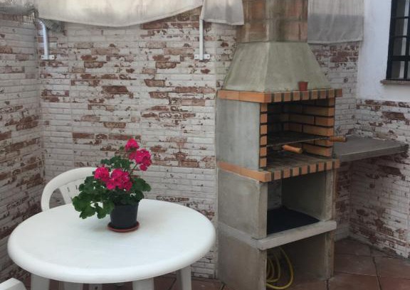 Distrito Noroeste Apartamento | Apto con patio y barbacoa BBQ Los picadores