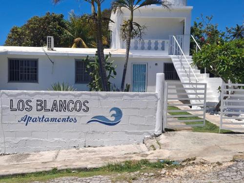 Enriquillo Apartamento | Apto Los Blancos, a dos Minuto de los Patos