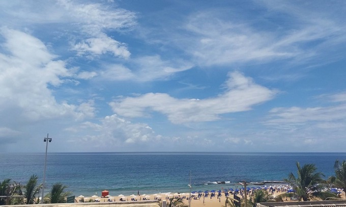 Rio Vermelho Apartamento | Apto Vista Mar, em Frente a Praia da Paciência, no Rio Vermelho, Bairro Boêmio