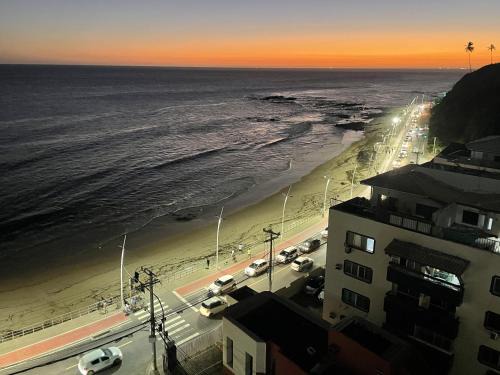 Rio Vermelho Apartamento | Apto Vista Mar- Clima, Conforto e Localização Top