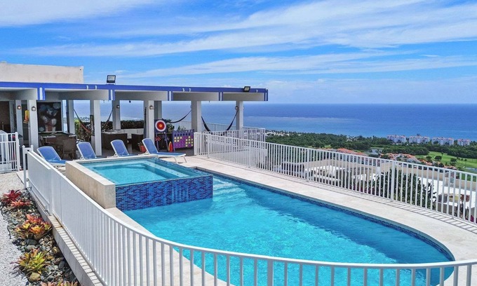 Zarzal Casa | Aqua Green | Breathtaking views with a private salt water pool