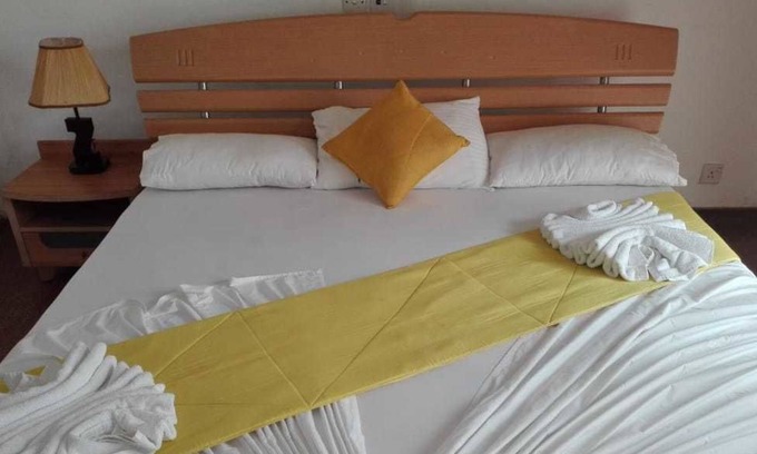 Aluthgama Hotel | Aqua Reach Hotel