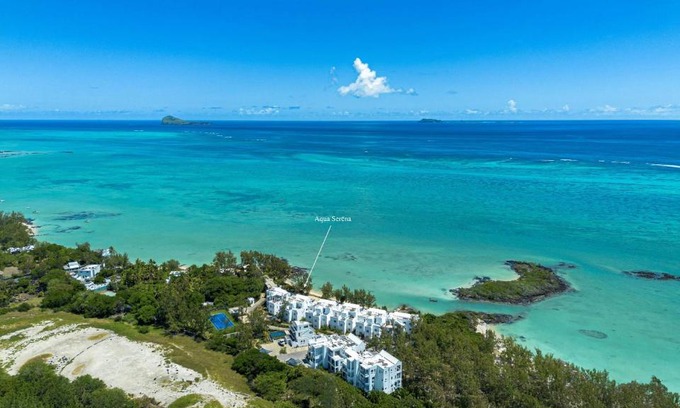 Grand Gaube Apartamento | Aqua Serena - Luxury Beachfront Penthouse