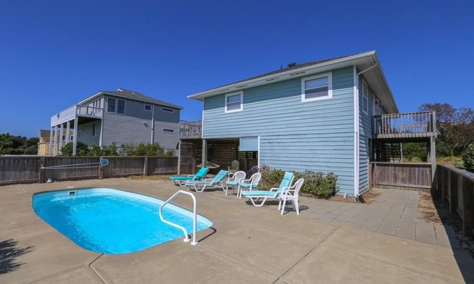 Carolina Dunes Casa | AquaDuck - Oceanside home in Duck with an easy walk to the ocean and sound!