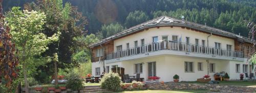 Saas Grund Chalet De Esquí | Aquarell Apartments