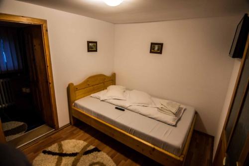 Campulung Moldovenesc Casa | Aquasalis