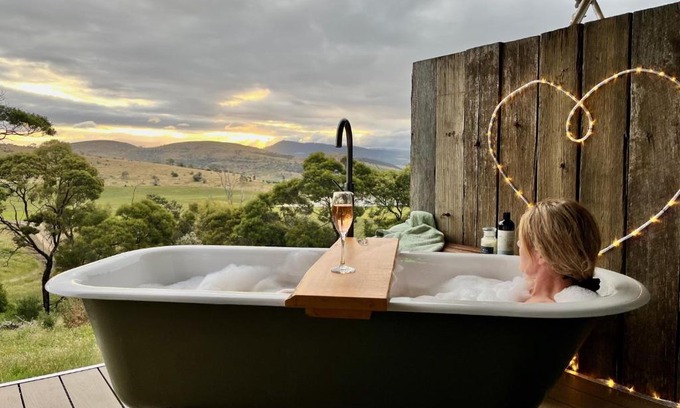 Richmond Otro | Aquila Eco Retreat