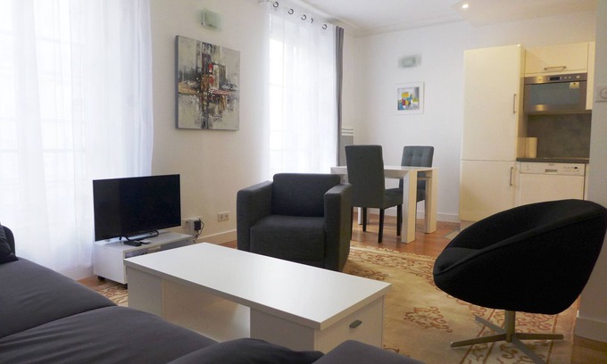 Ternes Apartamento | "Arc de Triomphe" está justo al lado - Luminoso apartamento con ascensor - 4 personas