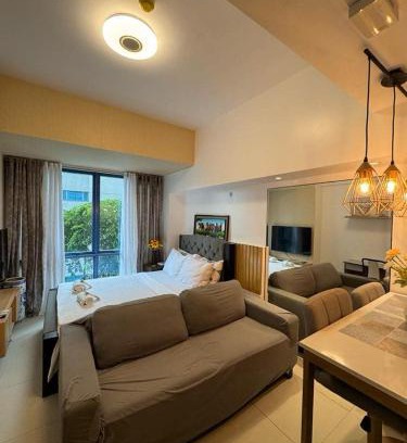 Cebu Hotel | ARC Studio Unit at 38th Park