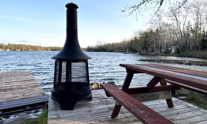 Kings County Cabina | Archie's Lakeside Cabin