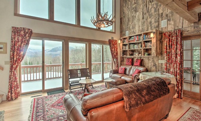 Franconia Casa | Architect-Designed Franconia Home Hot Tub and Views
