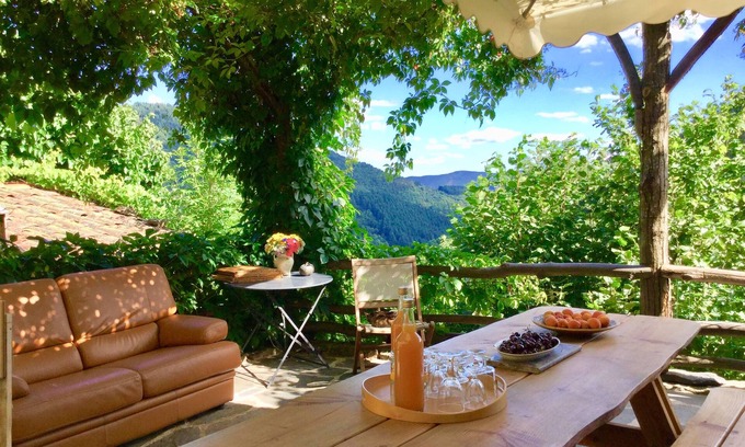 Saint-Jean-Roure Cabina | Cottage Terrasses des Boutisses Vanille y Nicolas