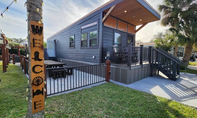 River Ranch Cabaña | Ardi's Hammock Hideaway at River Ranch! 107