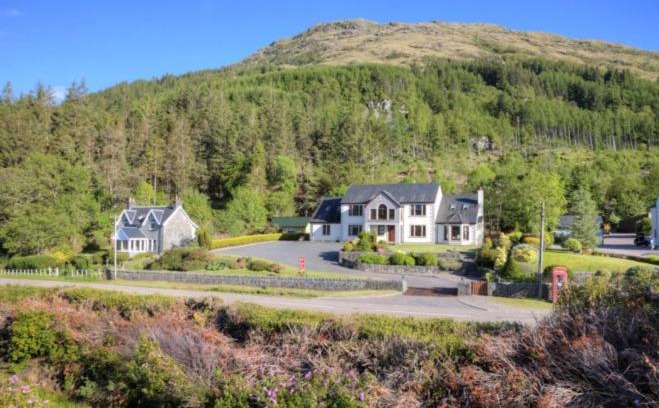 West Laroch Cama Y Desayuno | Ardno House B & B