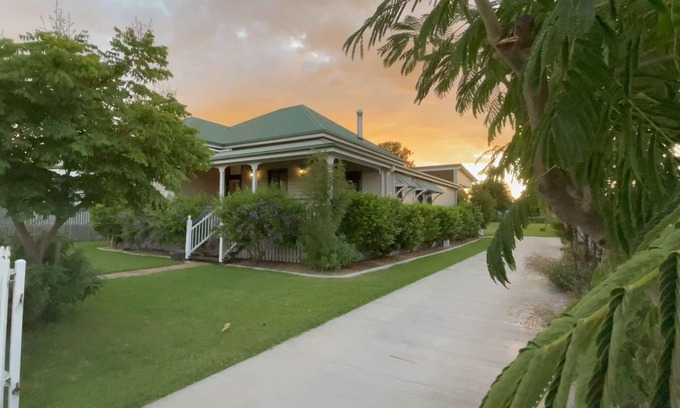 Warwick Casa | Area 51 Warwick -a very special place to stay