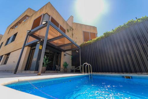 Pena Grande Casa | Ares Rentals Álvaro Cunqueiro Madrid