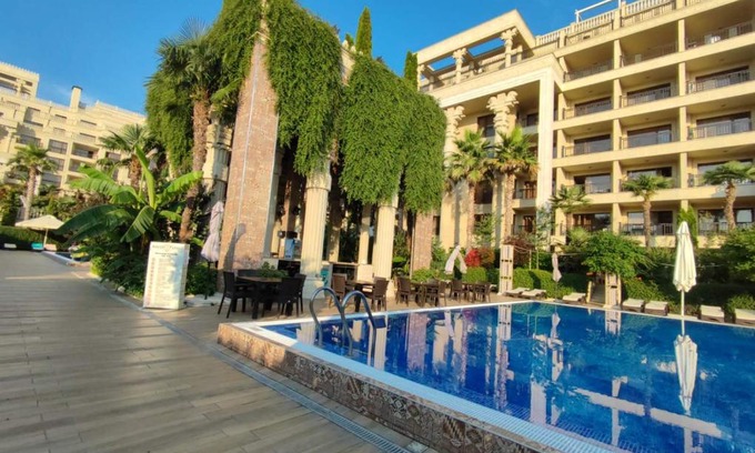 Golden Sands Apartamento | Argisht Marina LUX Studio APT606
