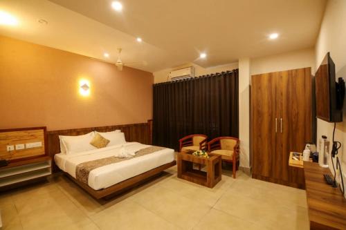 Sulthan Bathery Hotel | ARIAT AVENUE