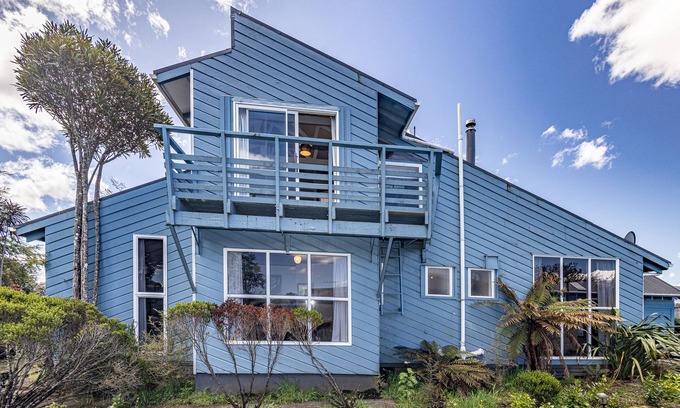 National Park Village Casa | Ariki - National Park Holiday Home