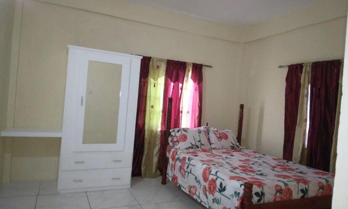 Arnos Vale Apartamento | Ark Royal of the Caribbean
