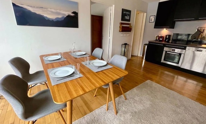 Krutenau Apartamento | Armée 14 - Two Bedroom Apartment, Sleeps 4