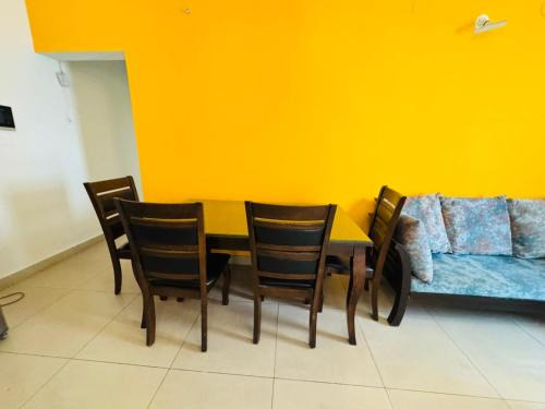 Phase 1 Apartamento | Aroma sky heights