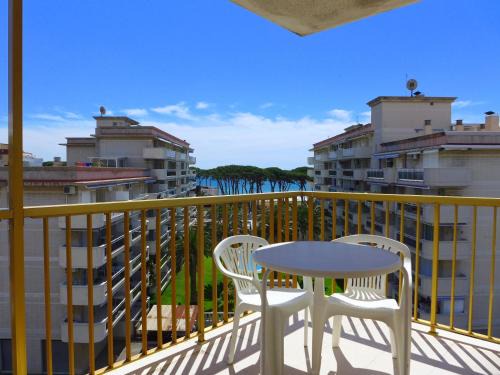 La Pineda Apartamento | Aromar Rentalmar