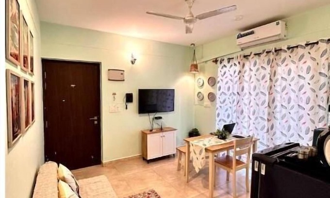 Grand Morrod Apartamento | Around The World 1BHK w pool at Arpora by Slow Stays