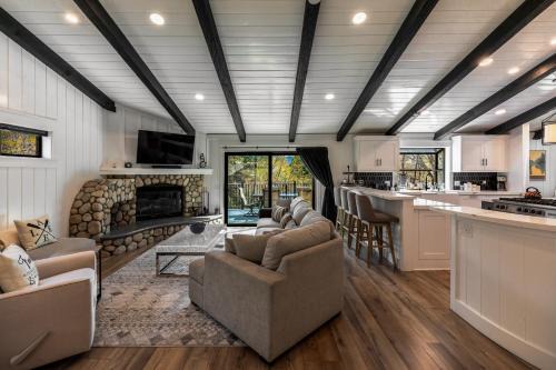 Lake Arrowhead Casa | Arrowhead Lair