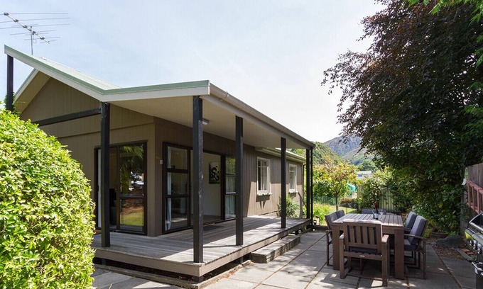 Arrowtown Cabaña | Arrowtown Cutie - Arrowtown Holiday Home