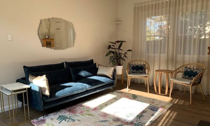 Warragul Cabaña | Art Deco Cottage.