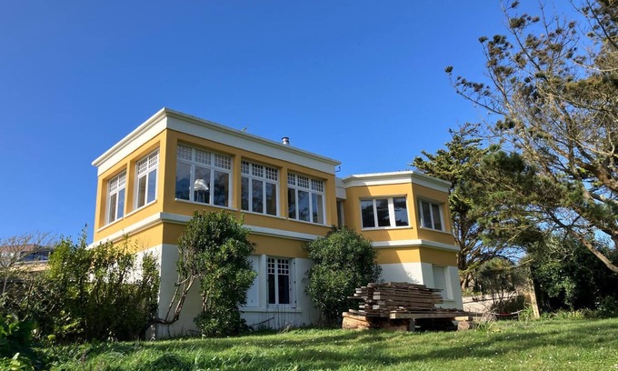 Camaret-sur-Mer Casa | VILLA DE ART DECO CON JARDIN Y ACCESO DIRECTO A LA PLAYA.