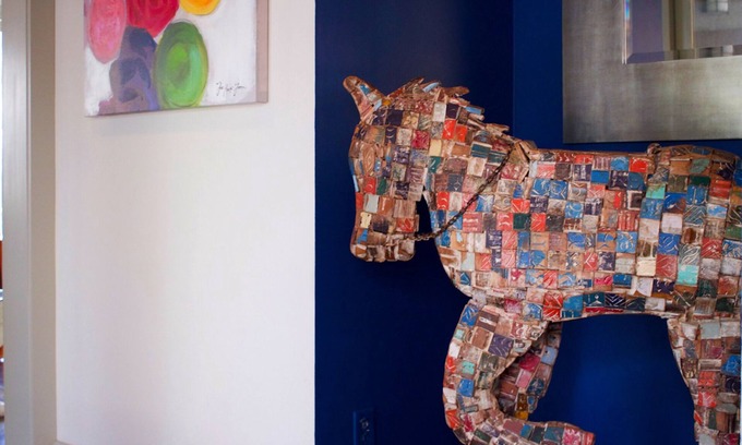 Asheville Casa | Casa llena de arte, 2 acres, 2 millas a la ciudad, vistas Mtn, séptima noche gratis. mascotas bien