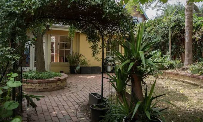 Fitzroy North Casa | Art House on the park