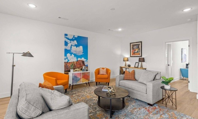 Bentonville Condominio | Chic Suite in Heart of Downtown Bentonville