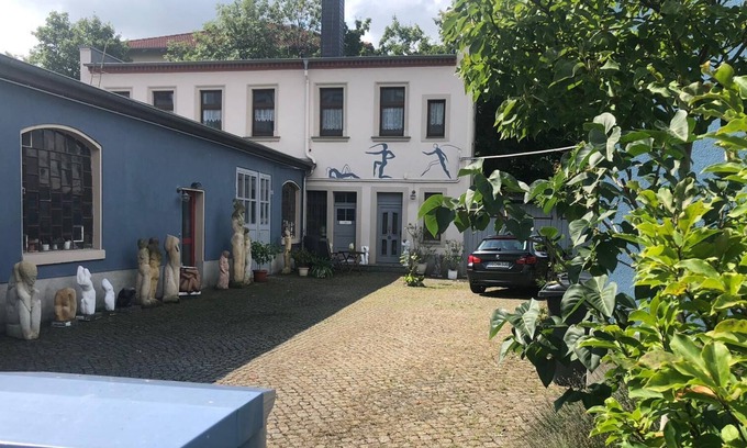 Mickten Apartamento | Art oasis at the blue house with a separate entrance