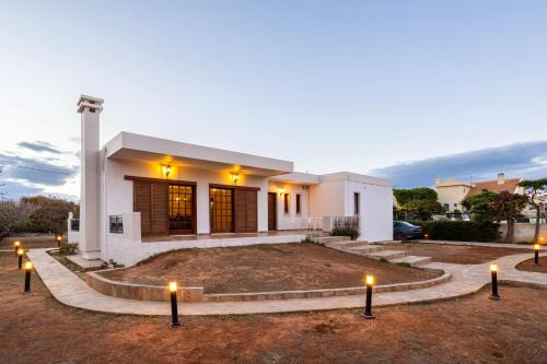 Spata-Artemida Casa | Artemida Beachside Villa Escape - 50m by the Sea