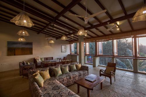 Morjim Cama Y Desayuno | Artist Beach House