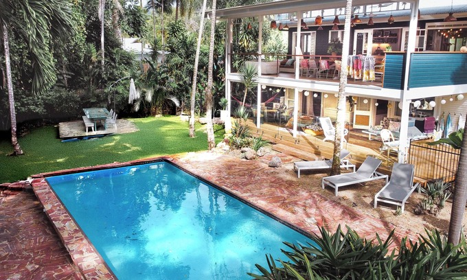 Port Douglas Casa | Artists 'Beach House