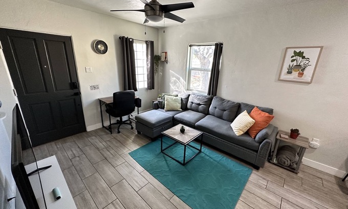 Encanto Casa | Artsy Modern Downtown 2 Bed Home with Garage & Backyard. Pet friendly!