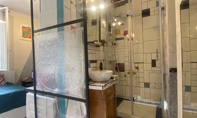 Republique–Point-du-Jour Apartamento | Arty studio