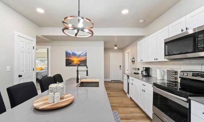 Caldwell Casa | Ash Street Retreat