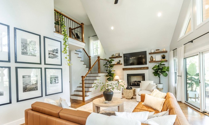 Swannanoa Casa | Asheville Mountains Views - 15 min to AVL, 10 min to BLK Mountain