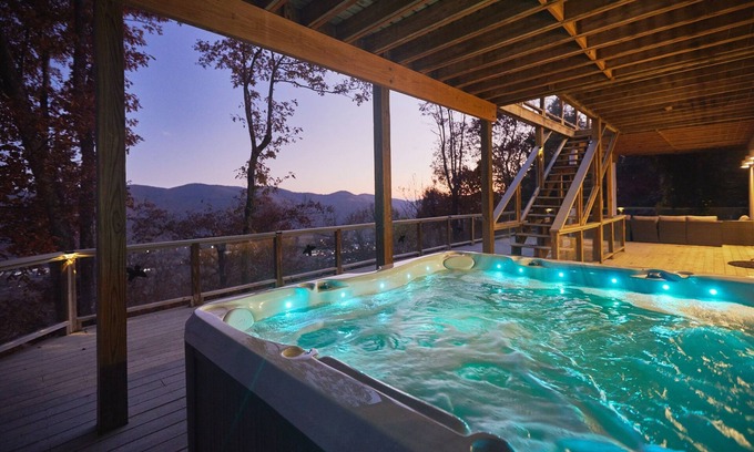 Swannanoa Casa | Asheville's Best View - Arcade, Spa, Theater @ Skyridge Villa