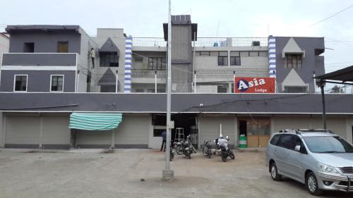 Daulatabad Cabina | Asia Lodge Near Railway Station