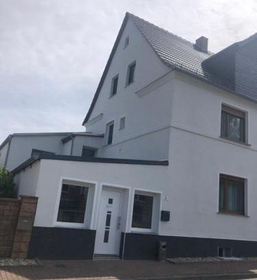 Frankleben Casa | Asiatisches Landhaus Pension