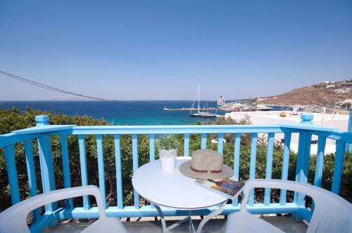 Tourlos Casa | Asimina