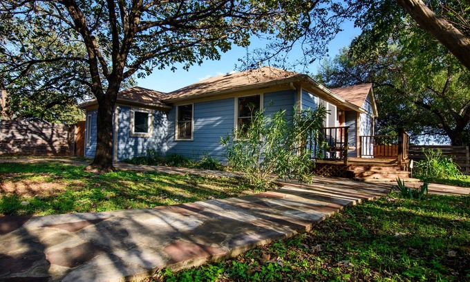 Zilker Casa | Fantástica casa 3/2 en Zilker cerca de Barton Springs. ¡El verano en Austin es maravilloso!